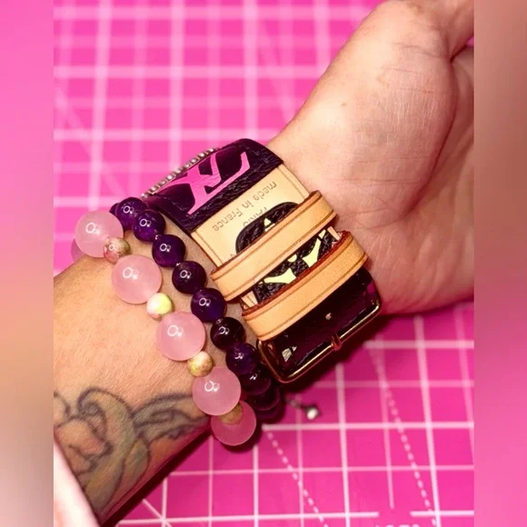 💝 Louis Vuitton Murakami Pink and Blue Apple Watch band handmade - Picture 5 of 16